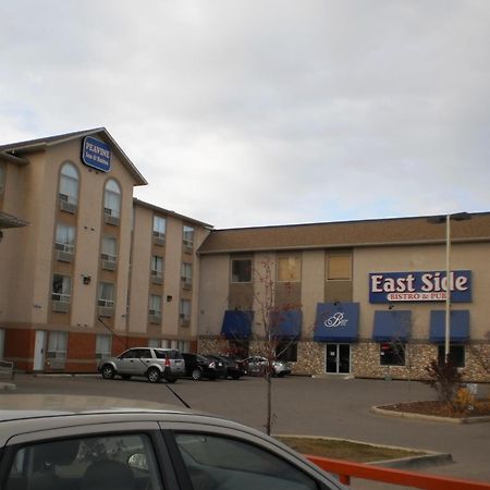 Peavine Inn & Suites High Prairie Exterior photo