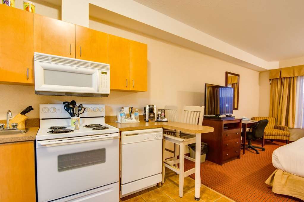 Peavine Inn & Suites High Prairie Room photo