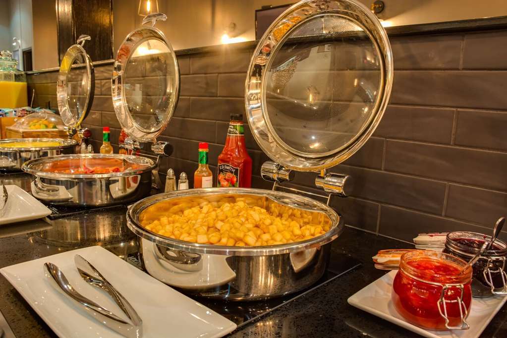 Peavine Inn & Suites High Prairie Restaurant photo